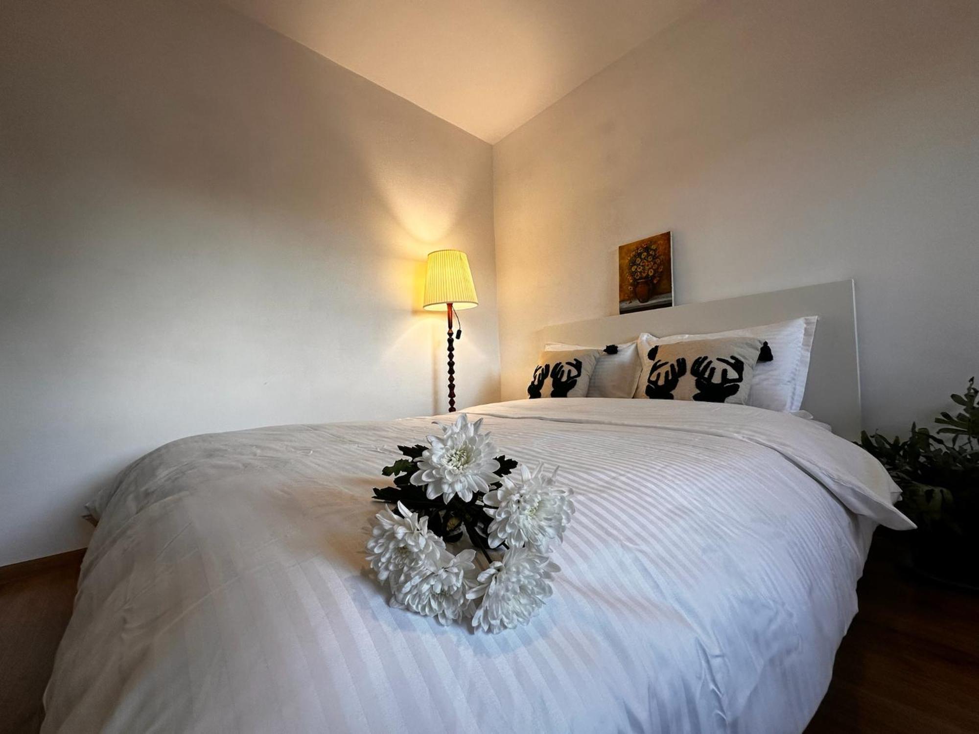 Romantic Charm, Spa, Free Early Check-In Bucharest Exterior photo